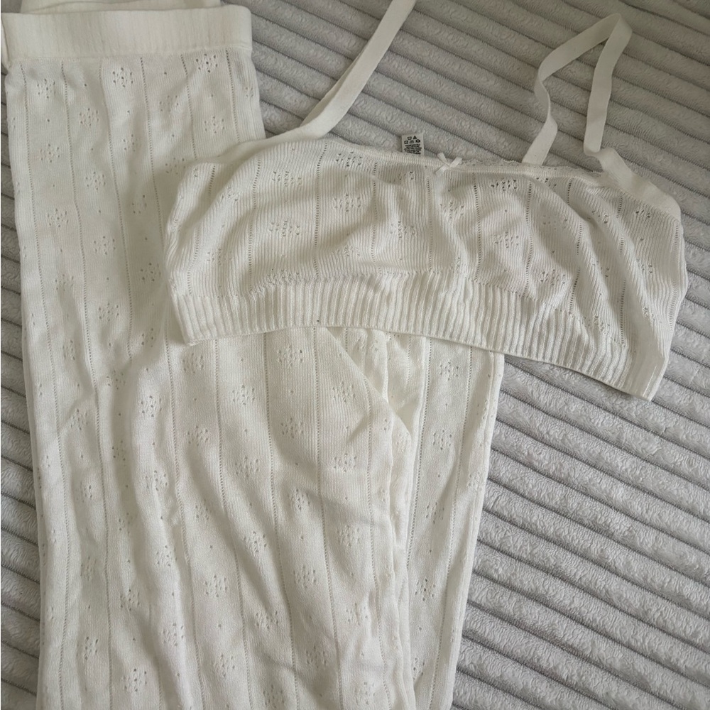 Skims Elegant White Knit Sleepwear Set